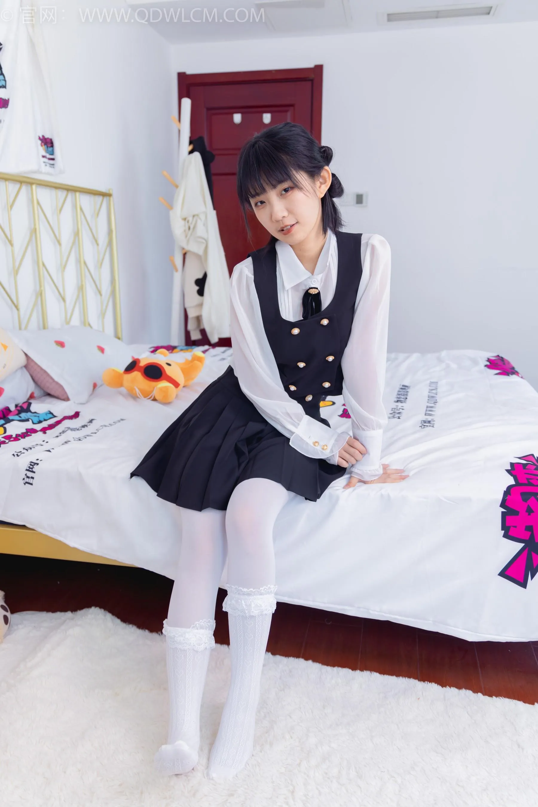 物恋传媒 NO.1555 暗月-蓝莓之恋 [155P]插图2